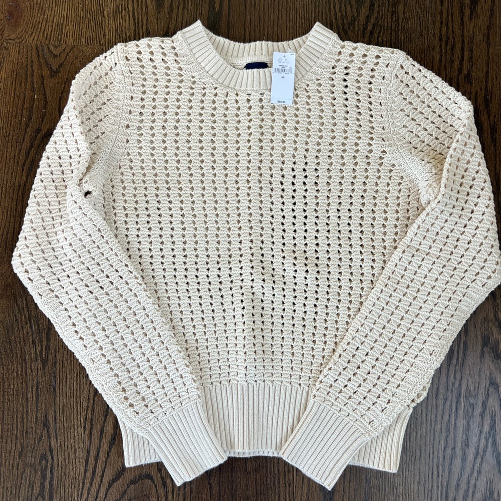 NWT Gap Crochet Sweater size XS